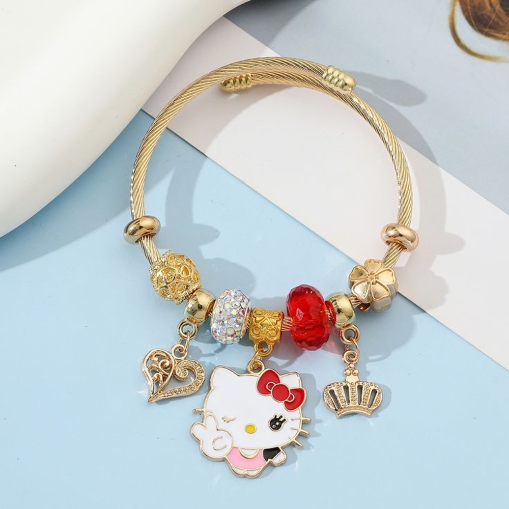 Gold Charm Bracelet with Hello Kitty Pendant